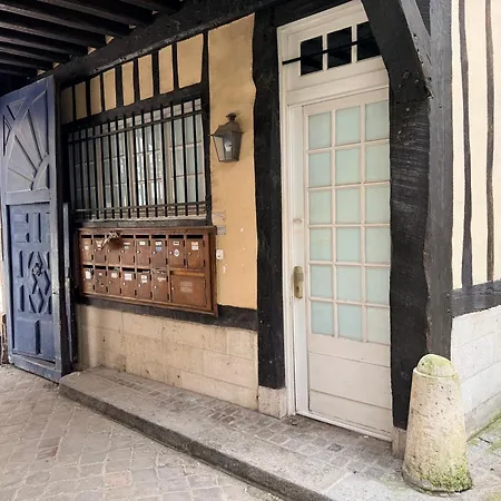 Cosy Et Charme - 347 *